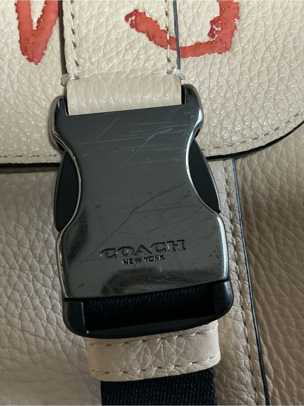 COACH x Basquiat Famous Messenger Bag C5425 - Picture 6 of 16